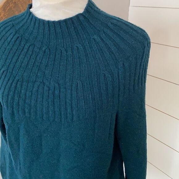 Anthropologie | Green Mock Neck Sweater | XS - Picture 2 of 6